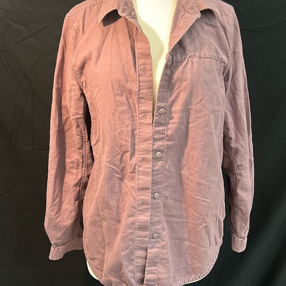 Lululemon women’s flannel purple with small stain - Picture 1 of 5